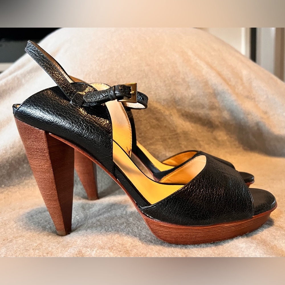 TALBOTS Sz 7 Black Leather 4” Strappy Wood Platform Heels Excellent Condition